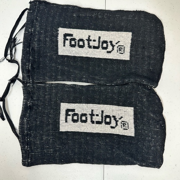 FootJoy Vintage Golf shoe covers, black & white. Shown with size 9 men’s shoe. - Picture 4 of 6